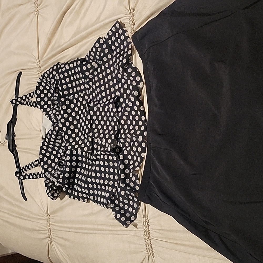 2 Piece Polka Dot Ruffle Women's Swim Wear Plus Size 18 W/adj. Straps. Worn Once